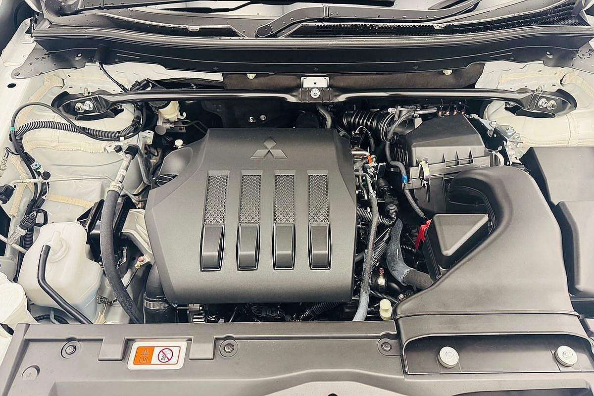 2023 Mitsubishi Eclipse Cross ES YB