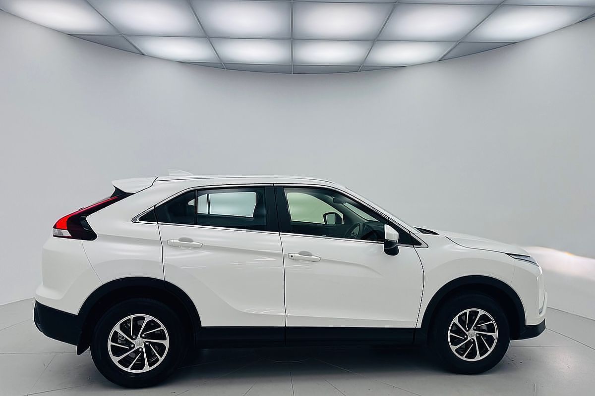 2023 Mitsubishi Eclipse Cross ES YB