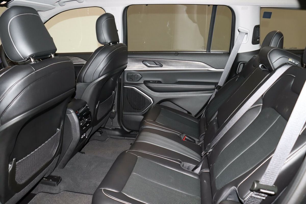 2023 Jeep Grand Cherokee Limited WL