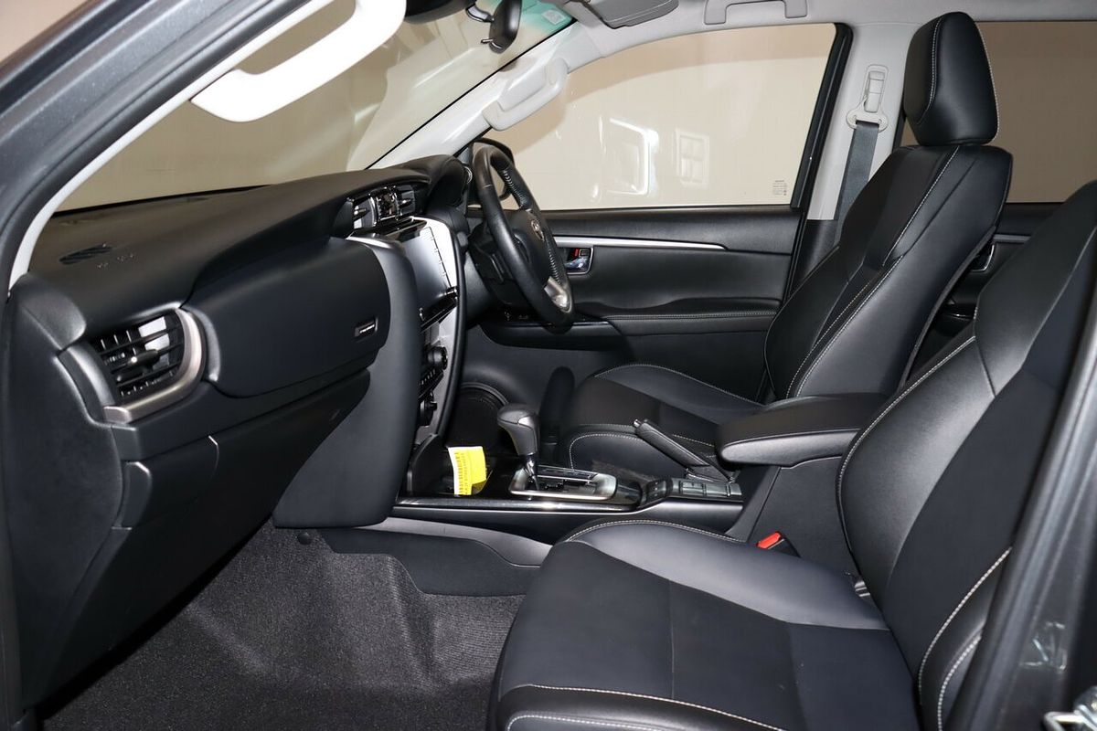 2024 Toyota Fortuner GXL GUN156R