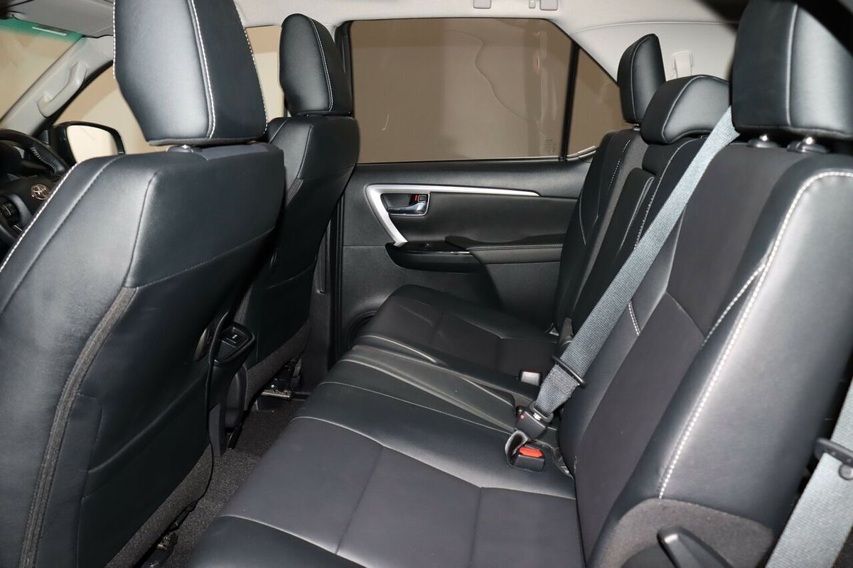 2024 Toyota Fortuner GXL GUN156R