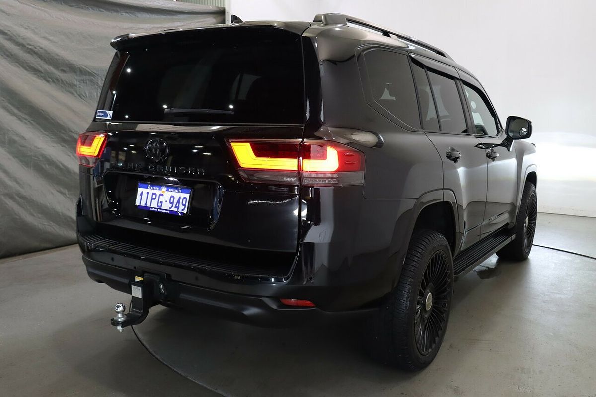 2023 Toyota Landcruiser VX FJA300R