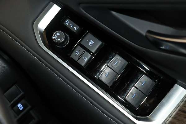 2023 Toyota Landcruiser VX FJA300R