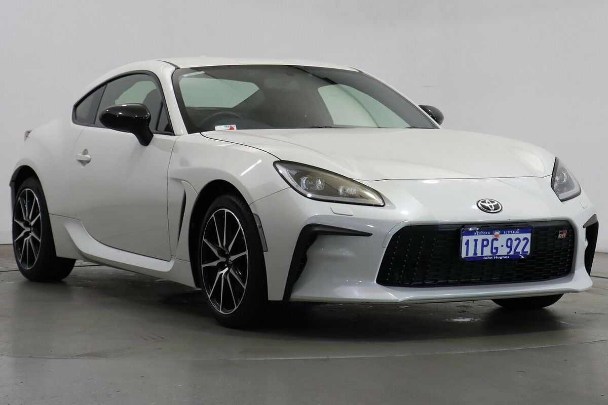 2023 Toyota GR86 GT ZN8