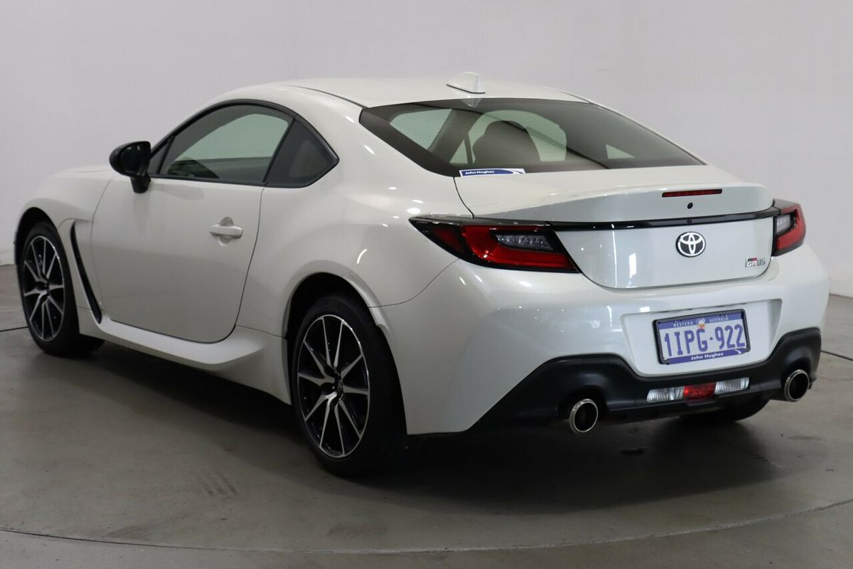 2023 Toyota GR86 GT ZN8
