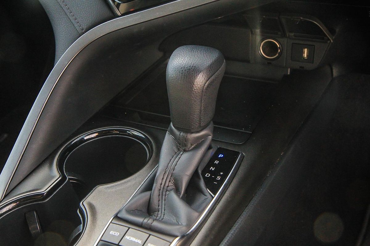 2023 Toyota Camry Ascent AXVH70R