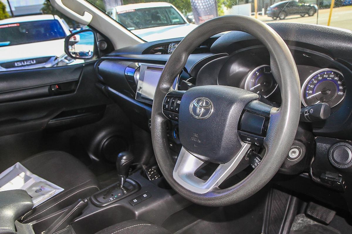 2018 Toyota Hilux SR GUN126R 4X4