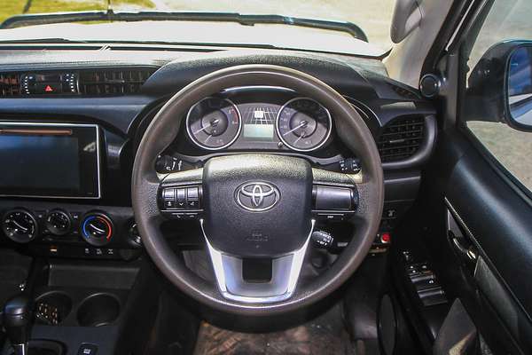 2018 Toyota Hilux SR GUN126R 4X4