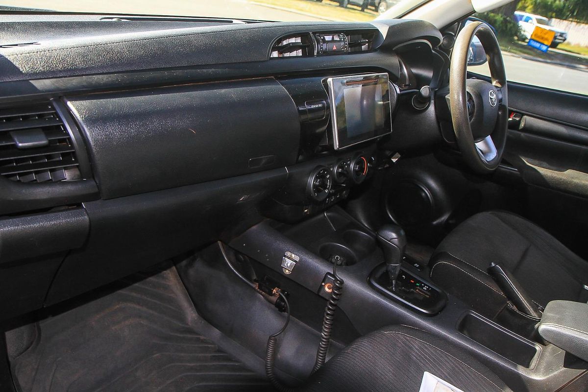 2018 Toyota Hilux SR GUN126R 4X4
