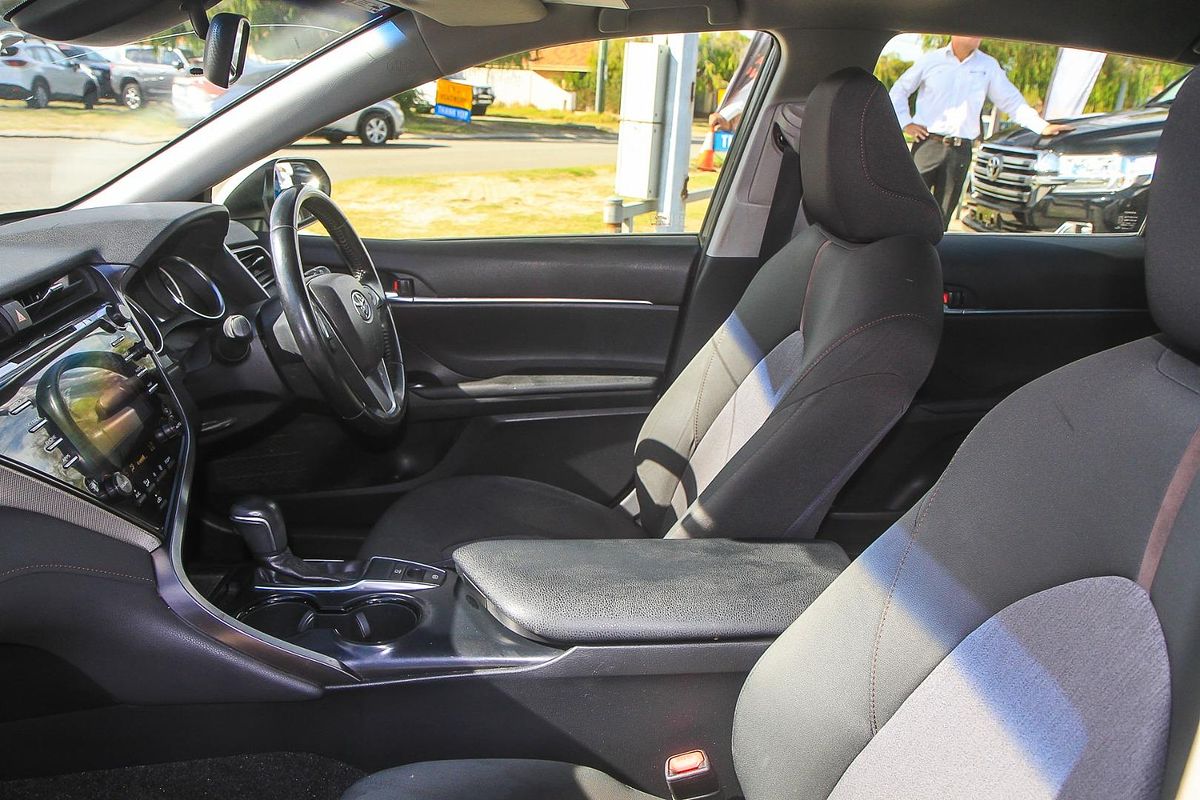 2018 Toyota Camry Ascent Sport ASV70R