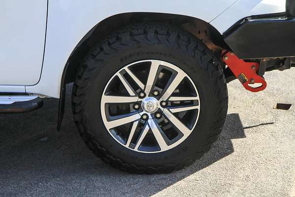2019 Toyota Hilux SR5 GUN126R 4X4