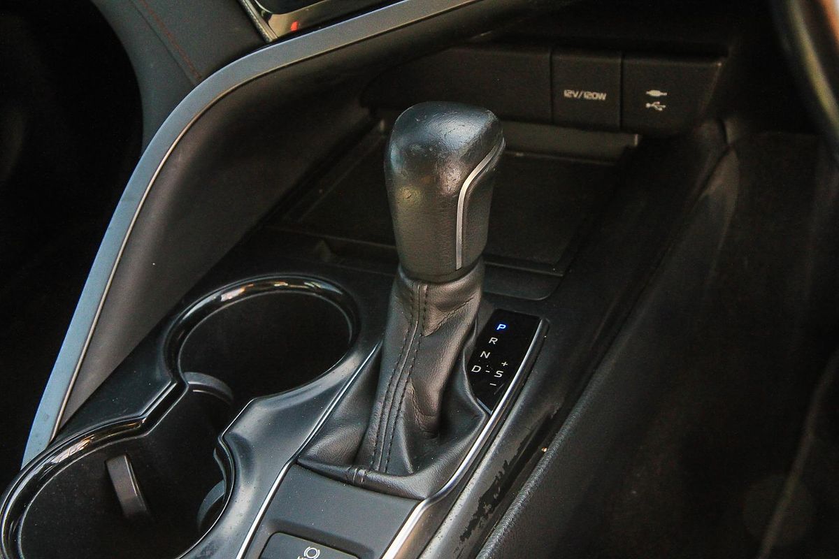 2018 Toyota Camry Ascent Sport ASV70R