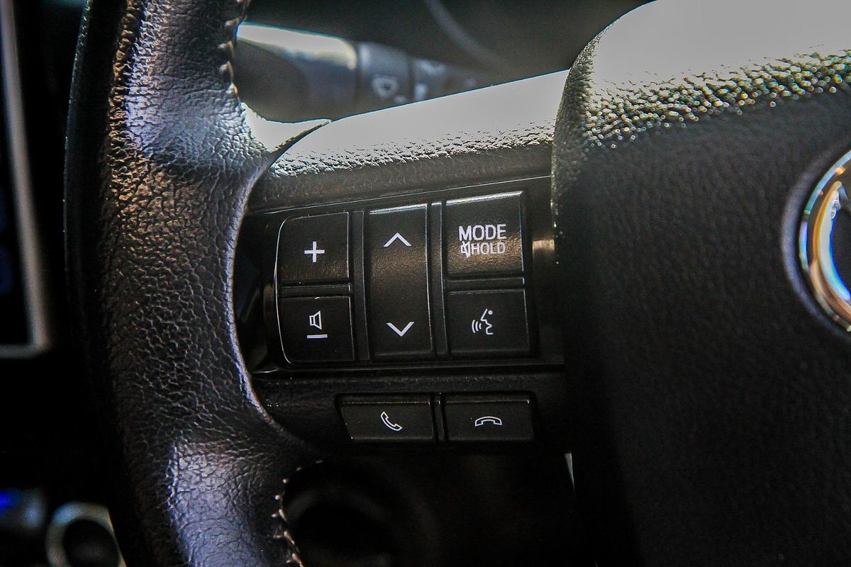 2019 Toyota Hilux SR5 GUN126R 4X4