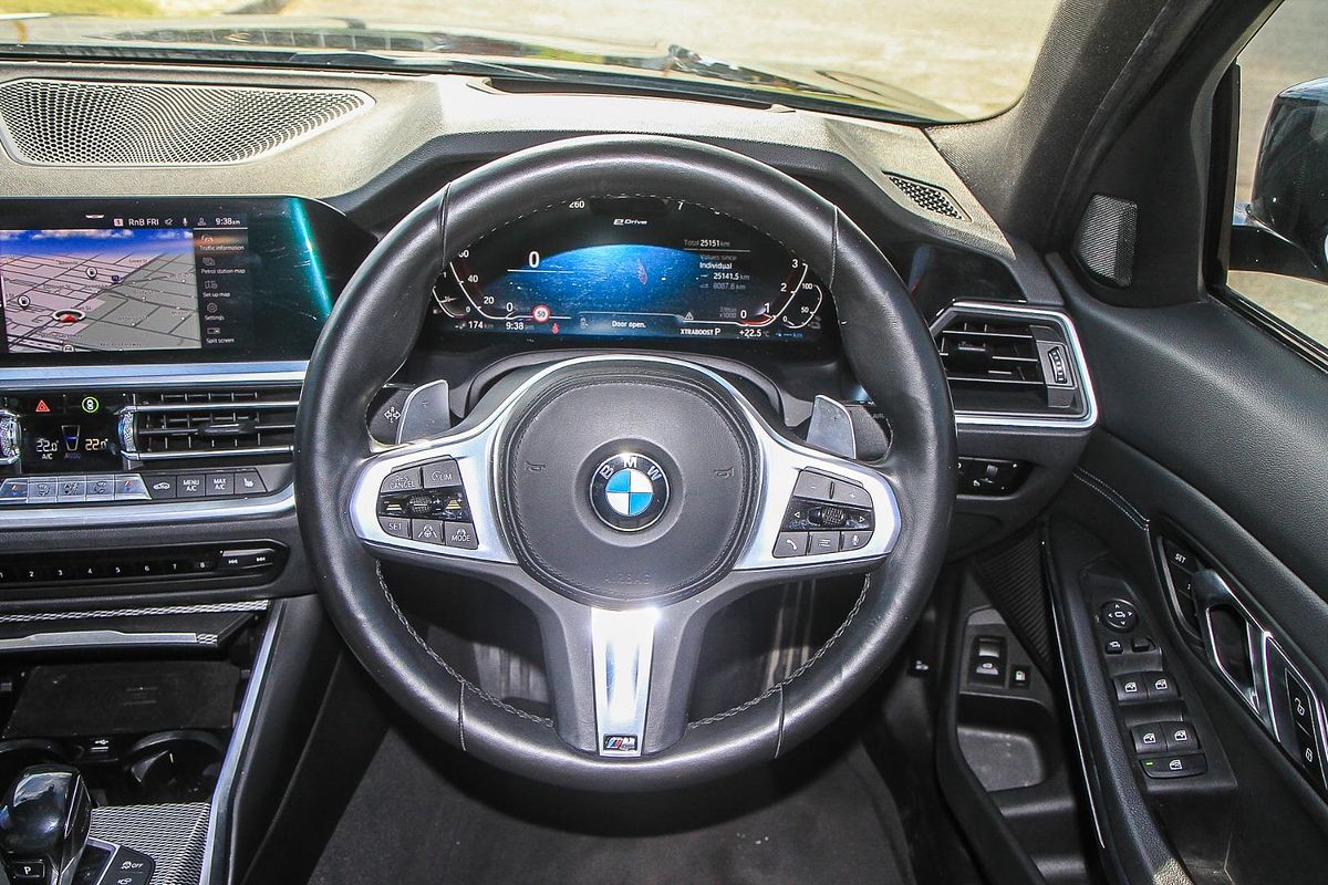 2021 BMW 3 Series 330e M Sport G20