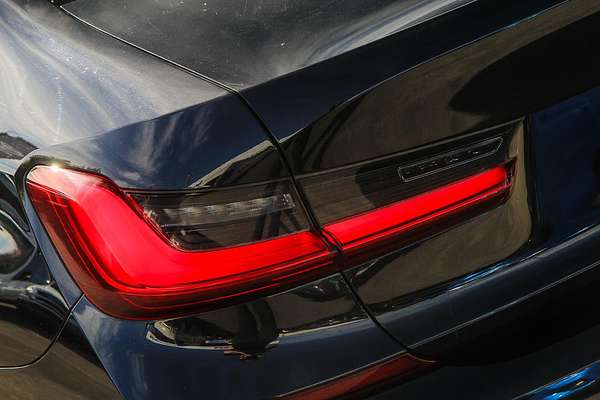 2021 BMW 3 Series 330e M Sport G20