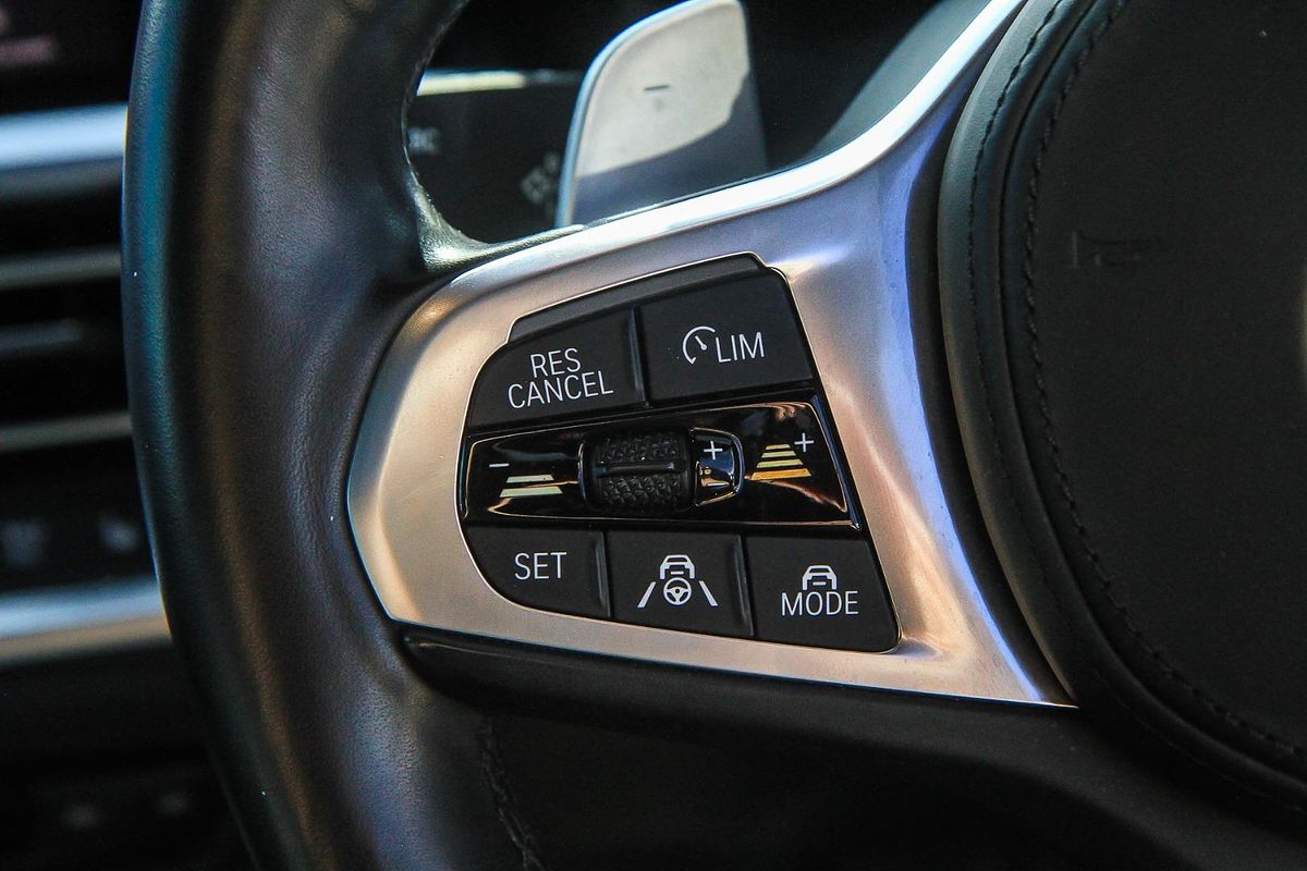 2021 BMW 3 Series 330e M Sport G20