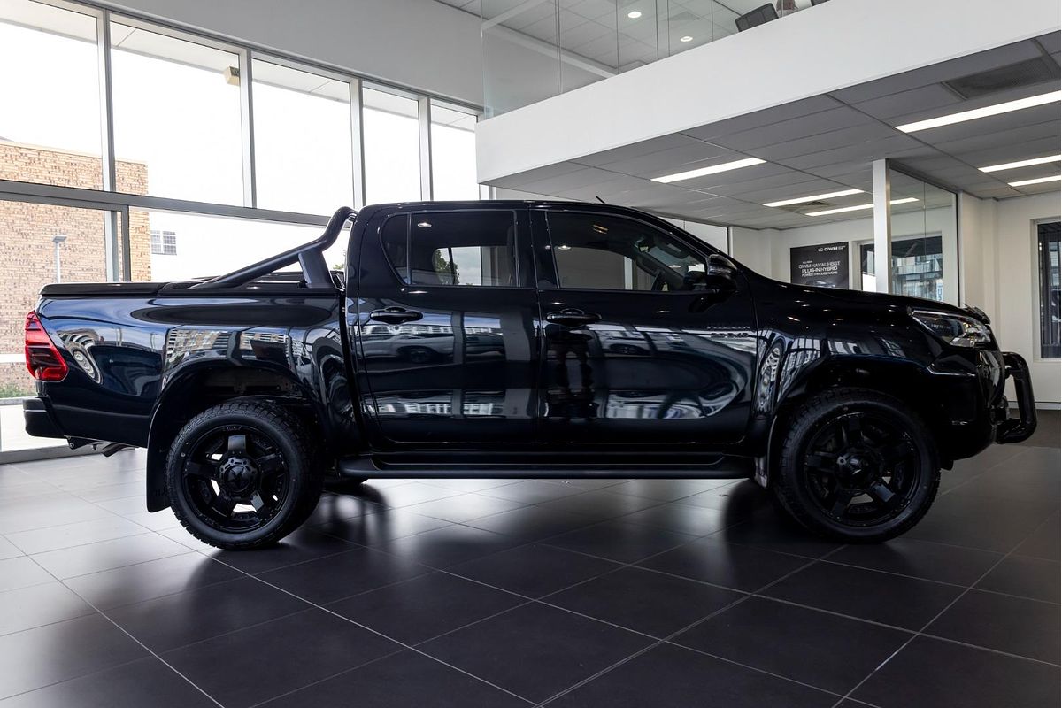 2021 Toyota Hilux SR5 GUN126R 4X4