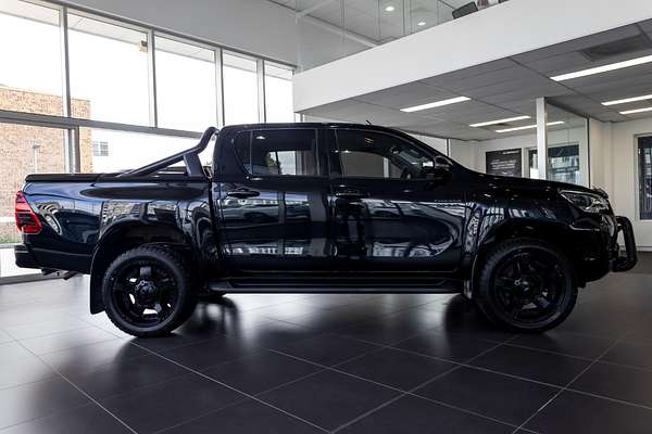 2021 Toyota Hilux SR5 GUN126R 4X4