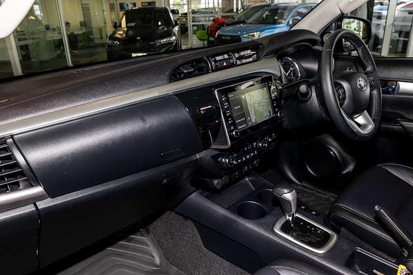 2021 Toyota Hilux SR5 GUN126R 4X4