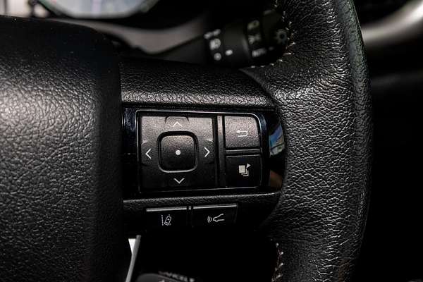 2021 Toyota Hilux SR5 GUN126R 4X4