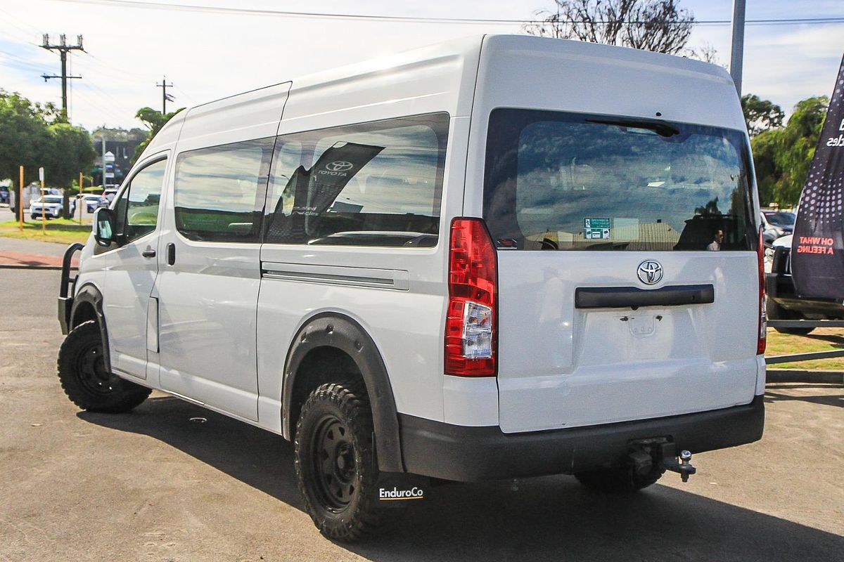 2020 Toyota Hiace Commuter GDH322R