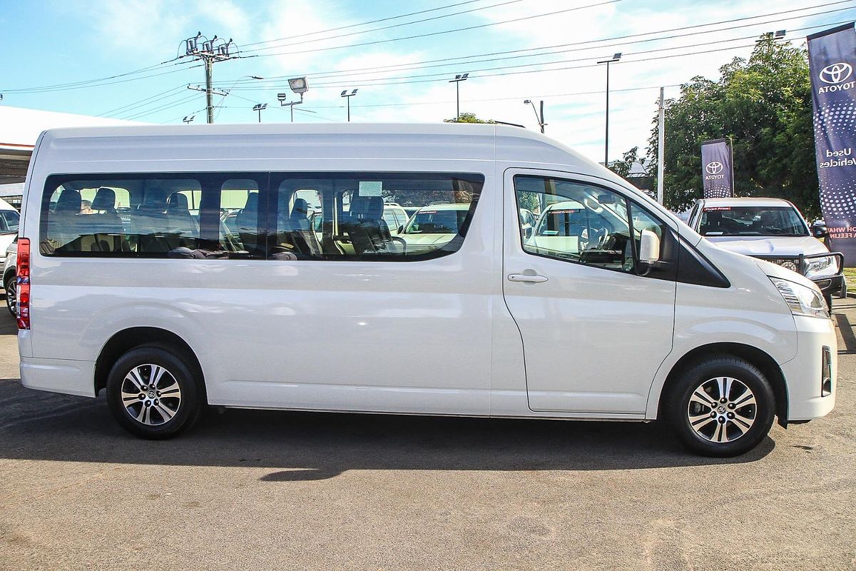 2023 Toyota Hiace Commuter GL GDH322R