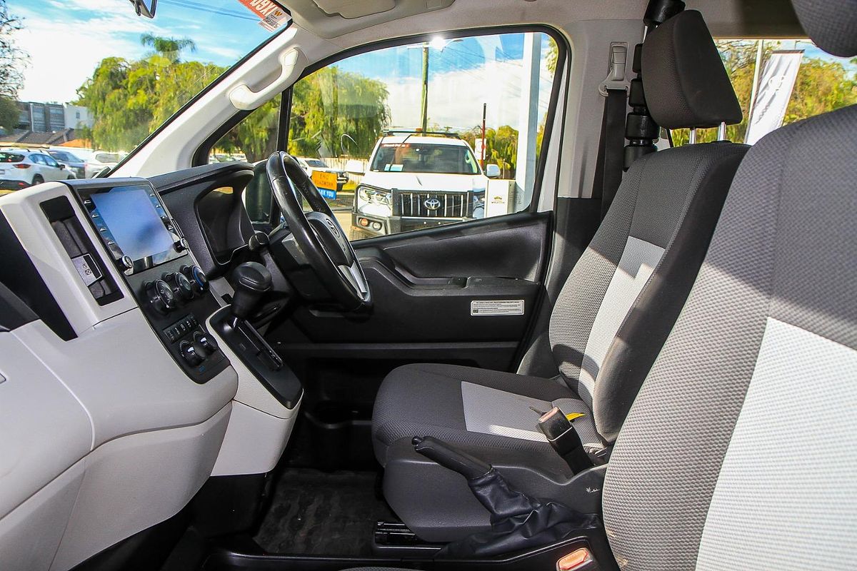 2020 Toyota Hiace Commuter GDH322R