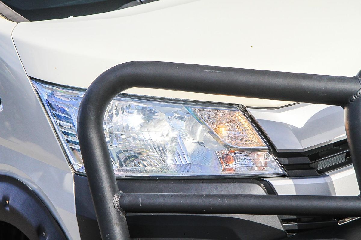 2020 Toyota Hiace Commuter GDH322R