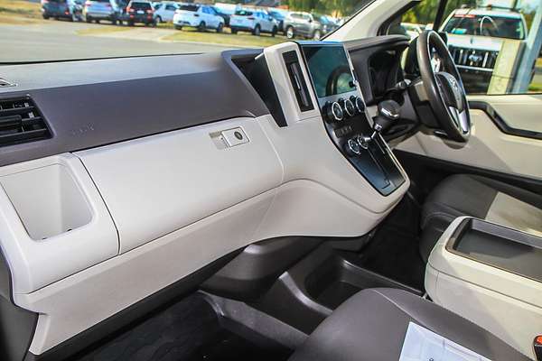 2023 Toyota Hiace Commuter GL GDH322R