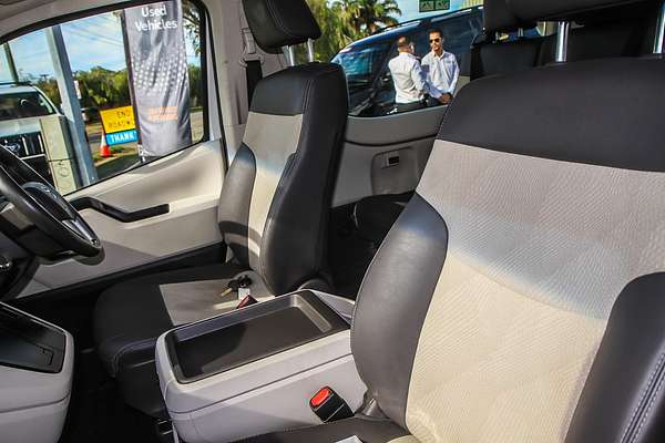 2023 Toyota Hiace Commuter GL GDH322R