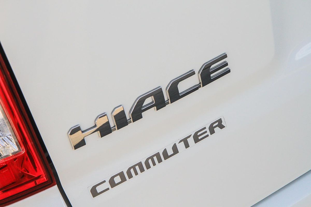 2023 Toyota Hiace Commuter GL GDH322R