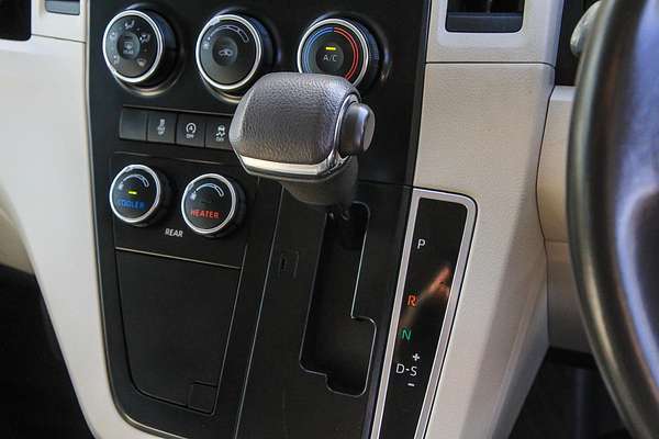 2023 Toyota Hiace Commuter GL GDH322R