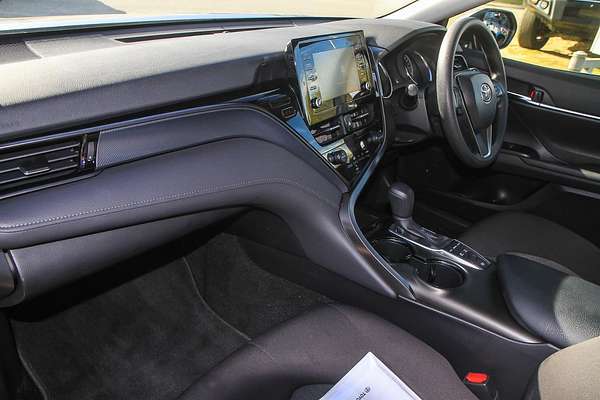 2024 Toyota Camry Ascent AXVH70R