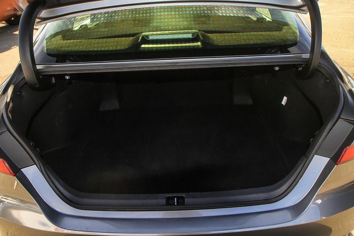 2024 Toyota Camry Ascent AXVH70R