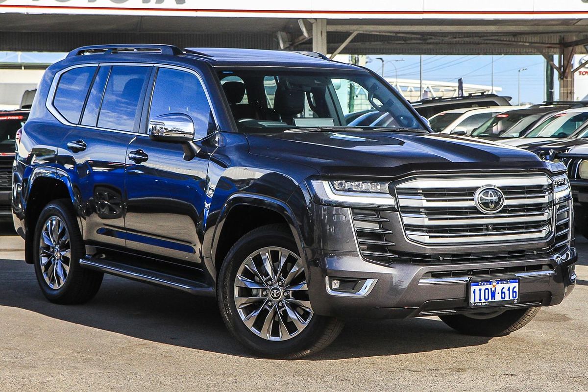 2024 Toyota Landcruiser Sahara ZX FJA300R