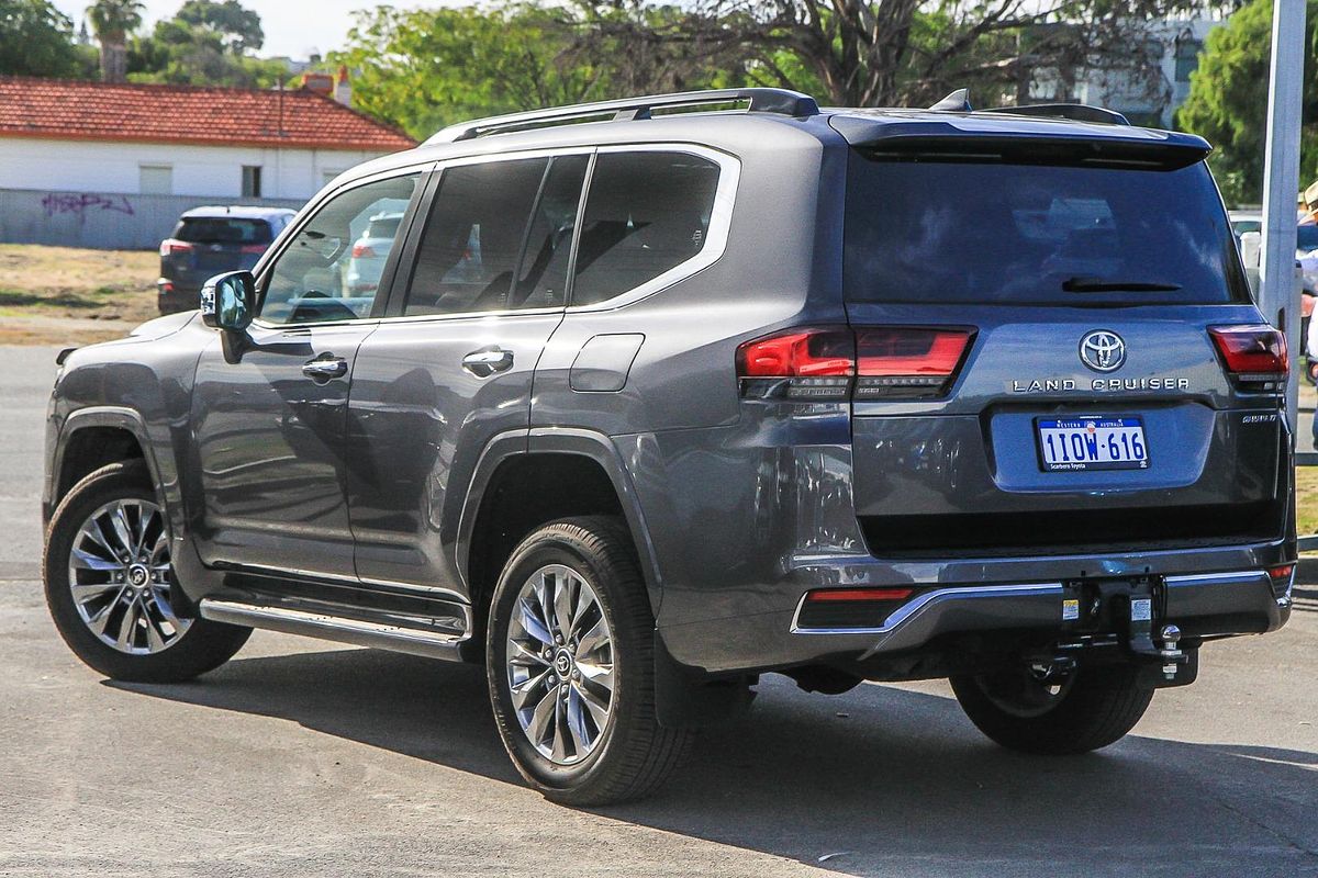 2024 Toyota Landcruiser Sahara ZX FJA300R