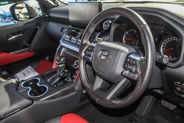 2024 Toyota Landcruiser Sahara ZX FJA300R