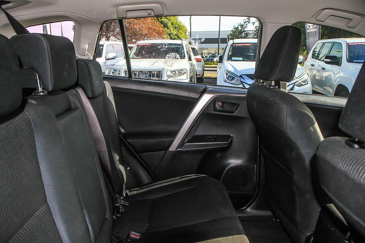 2016 Toyota RAV4 GX ZSA42R