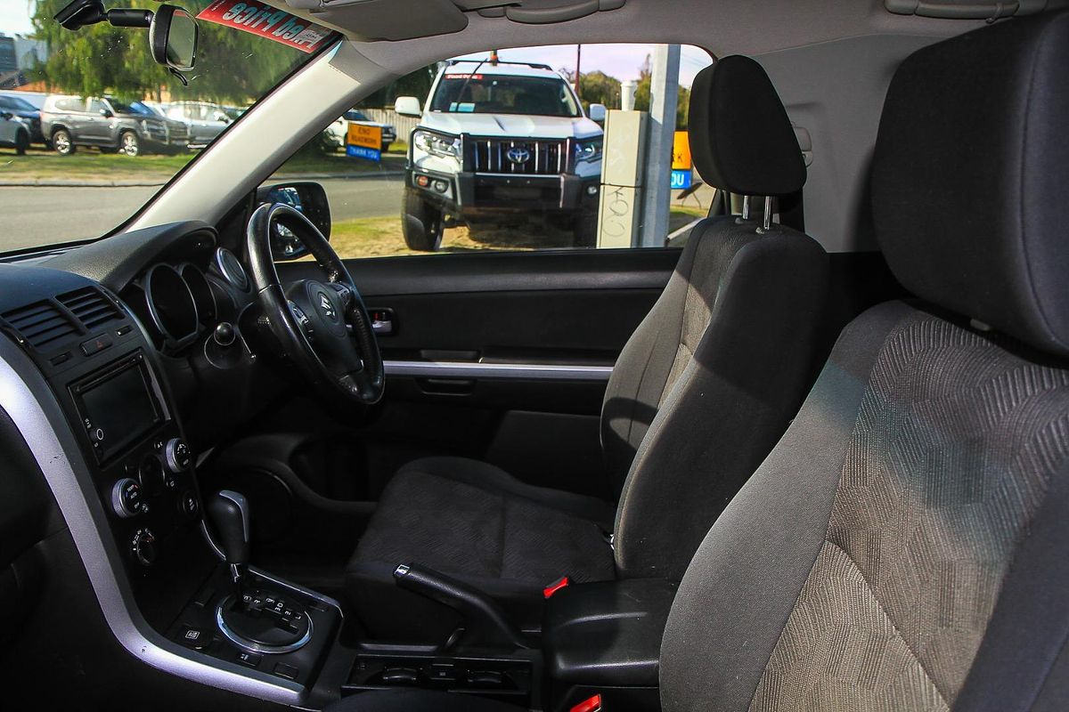 2016 Suzuki Grand Vitara Navigator JB