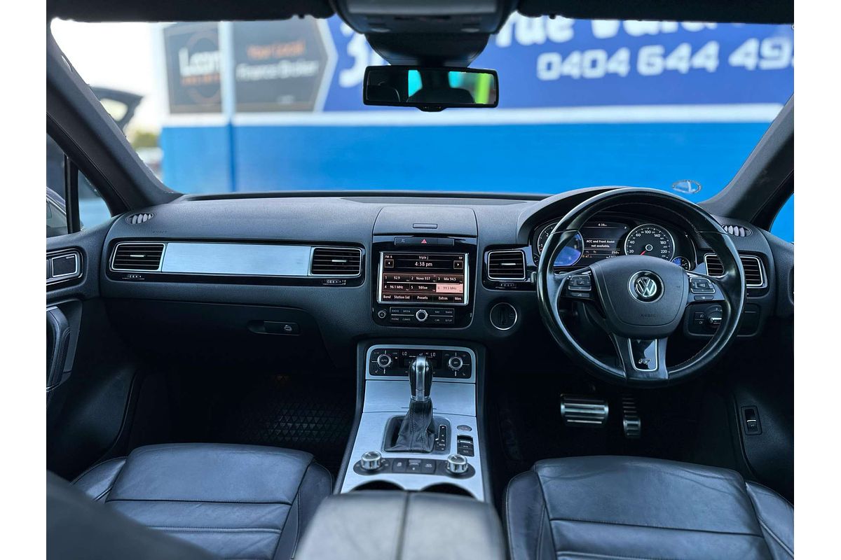 2013 Volkswagen Touareg V8 TDI R-Line 7P