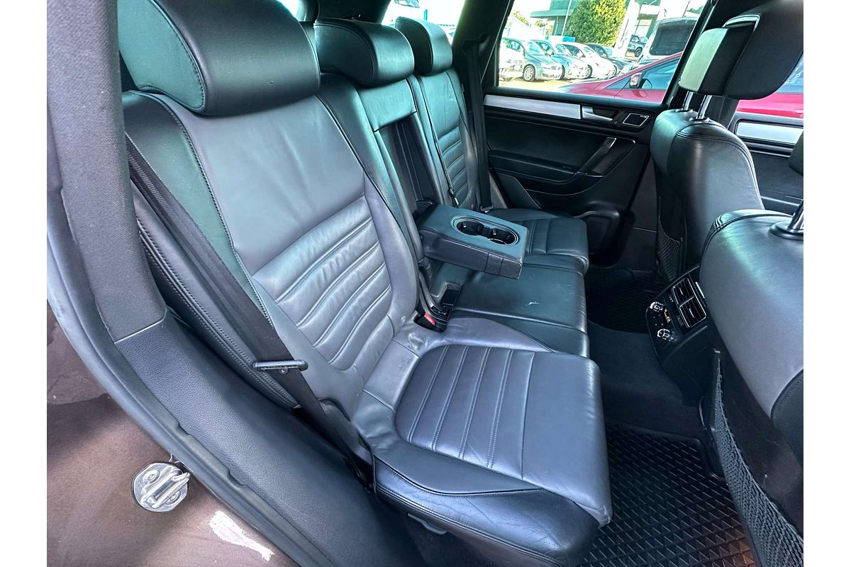 2013 Volkswagen Touareg V8 TDI R-Line 7P