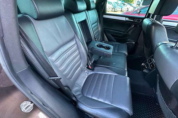 2013 Volkswagen Touareg V8 TDI R-Line 7P