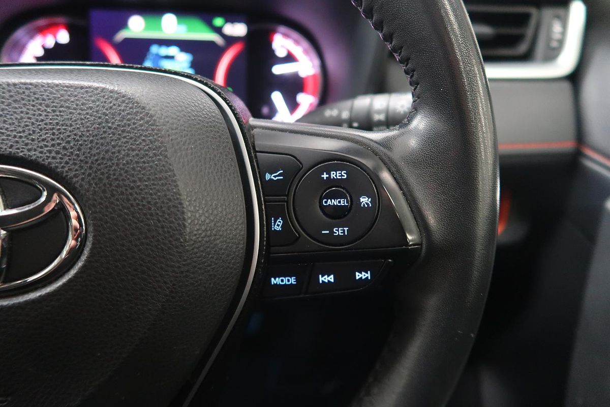 2020 Toyota RAV4 Edge AXAA54R