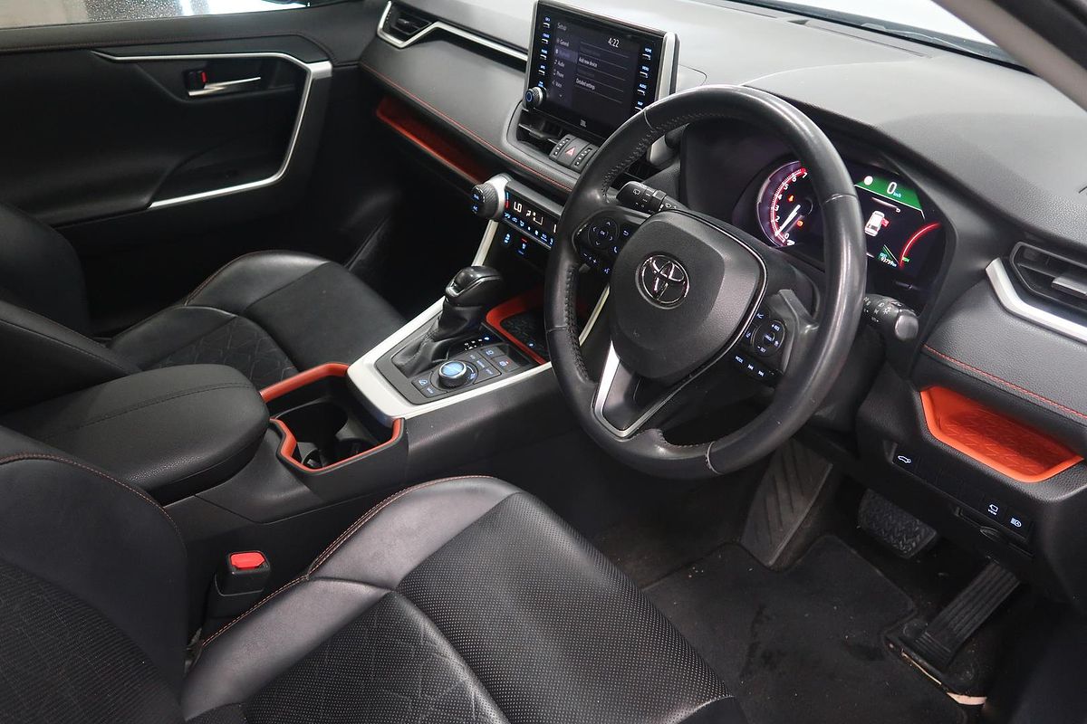 2020 Toyota RAV4 Edge AXAA54R