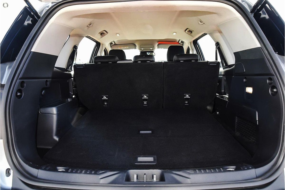 2024 Ford Everest Ambiente 2.0L