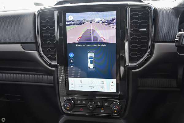 2024 Ford Everest Ambiente 2.0L