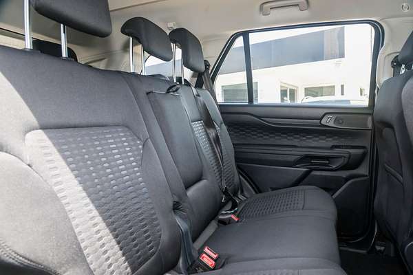 2025 Ford Everest Ambiente
