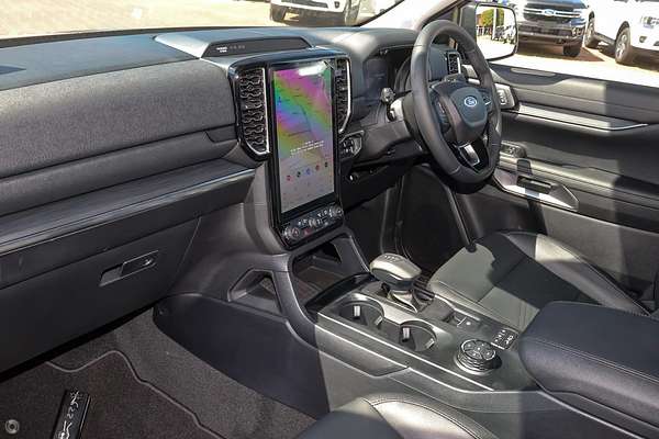 2025 Ford Everest Trend