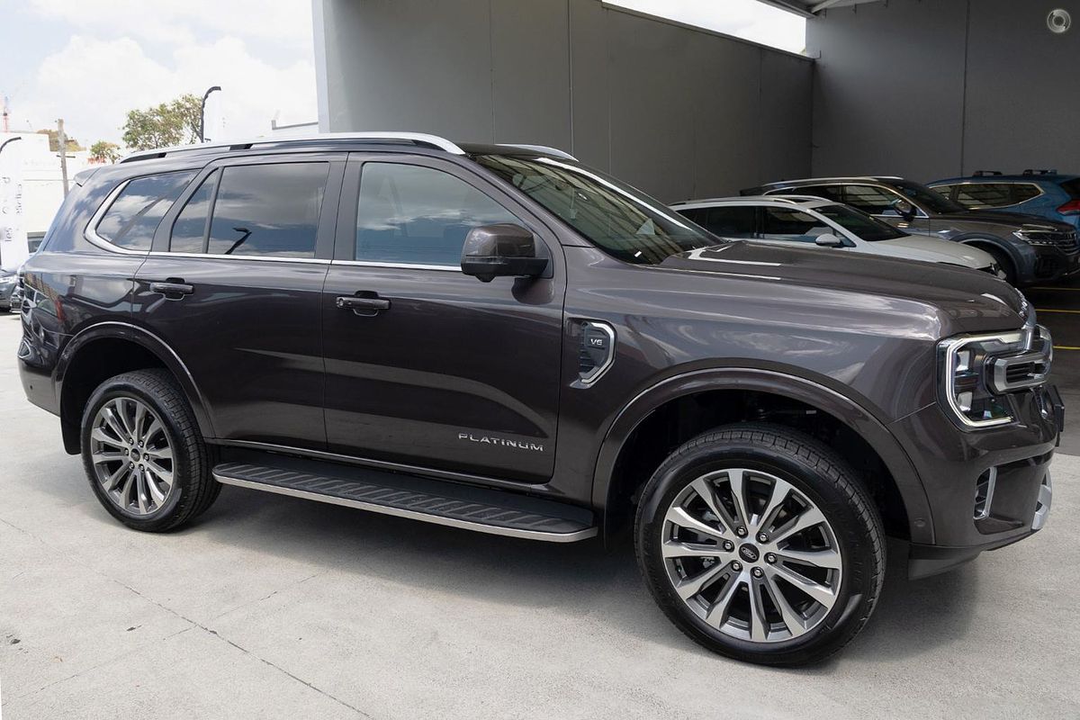 2025 Ford Everest Platinum