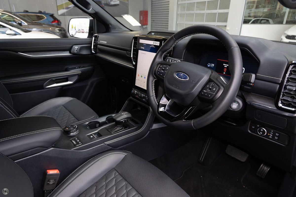 2025 Ford Everest Platinum